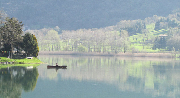 centri-storici-il-lago-di-endine